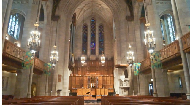 interior of 4th presbyterian church in chicago
